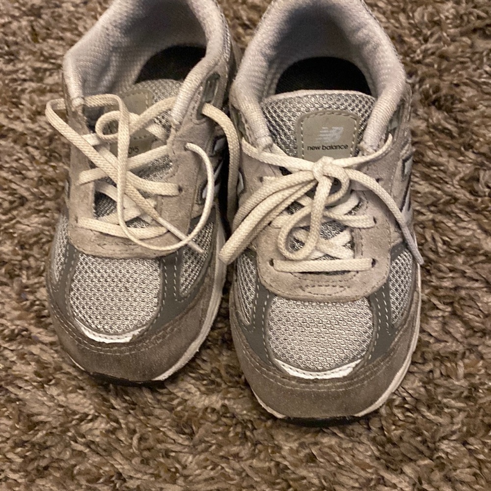 Kids gray new balance